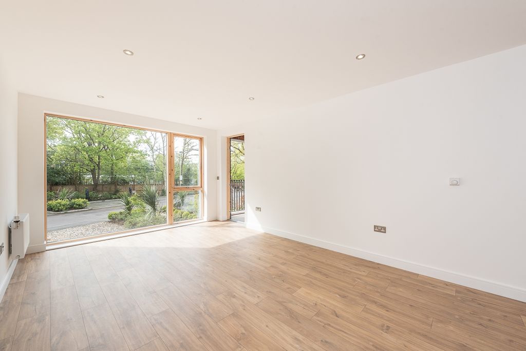 Property photo 3 of 19 -Olivia-Court-043...