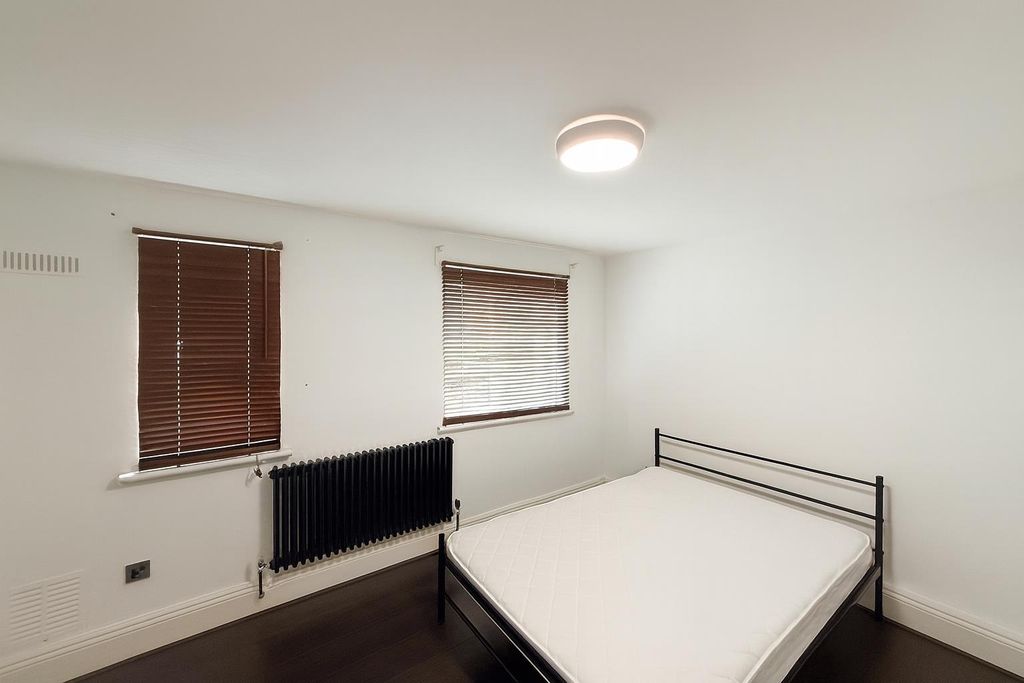 Property photo 2 of 5 D8B80A95-63Df-4C51-B148-1Fa54Fed5D70.Png