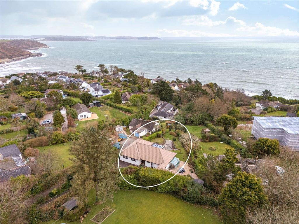 Property photo 2 of 25