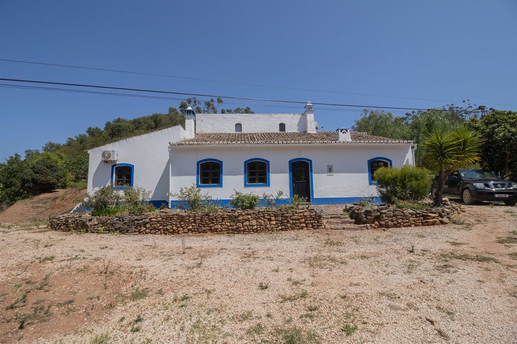 Property photo 2 of 46