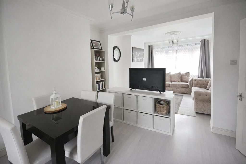 Property photo 3 of 14 Photo #3