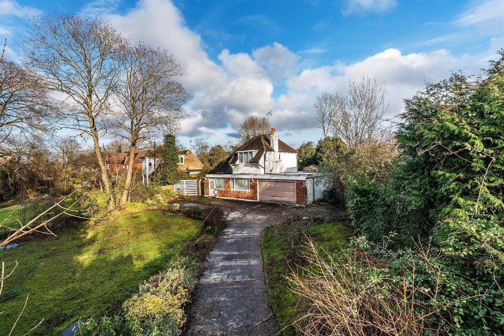 Property photo 1 of 15 .The-Park-5.Jpg