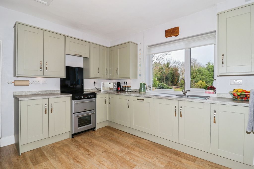 Property photo 2 of 20 Img_0204