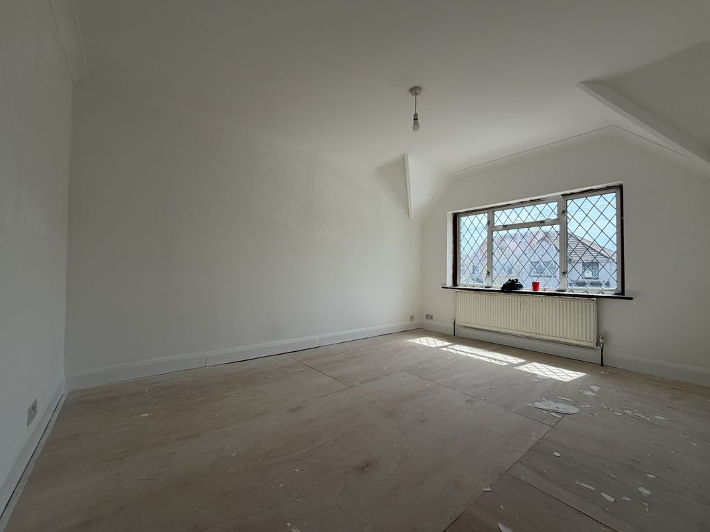 Property photo 2 of 3 Gallery