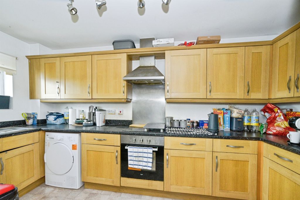 Property photo 2 of 10