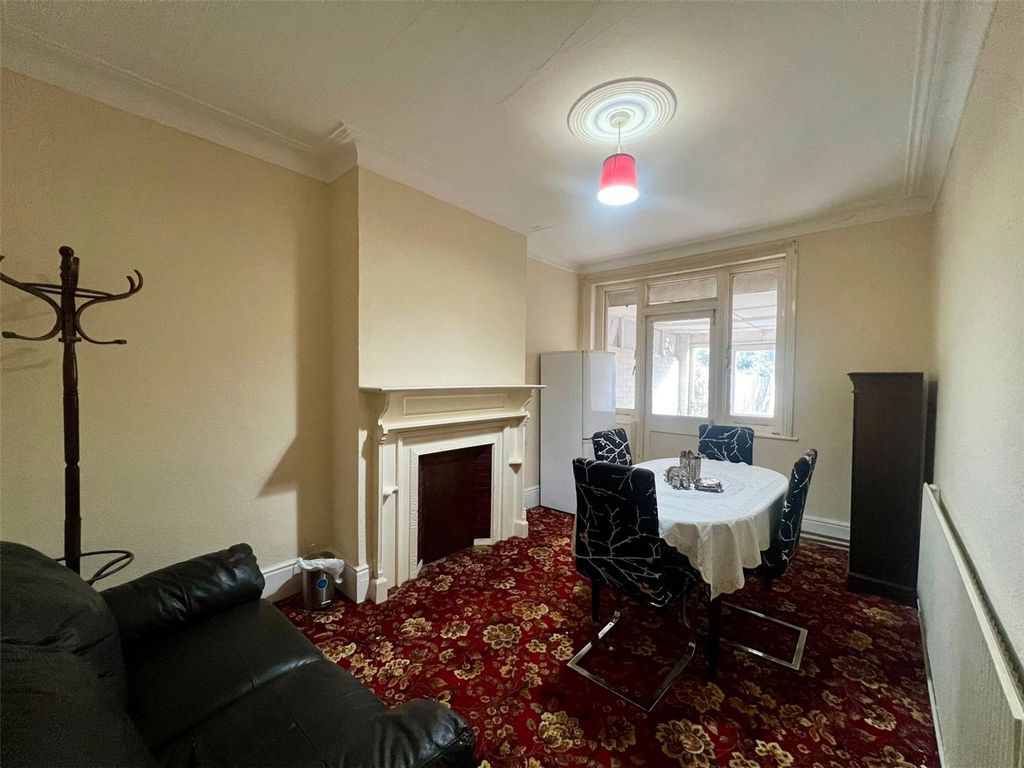 Property photo 1 of 10 Picture No. 04