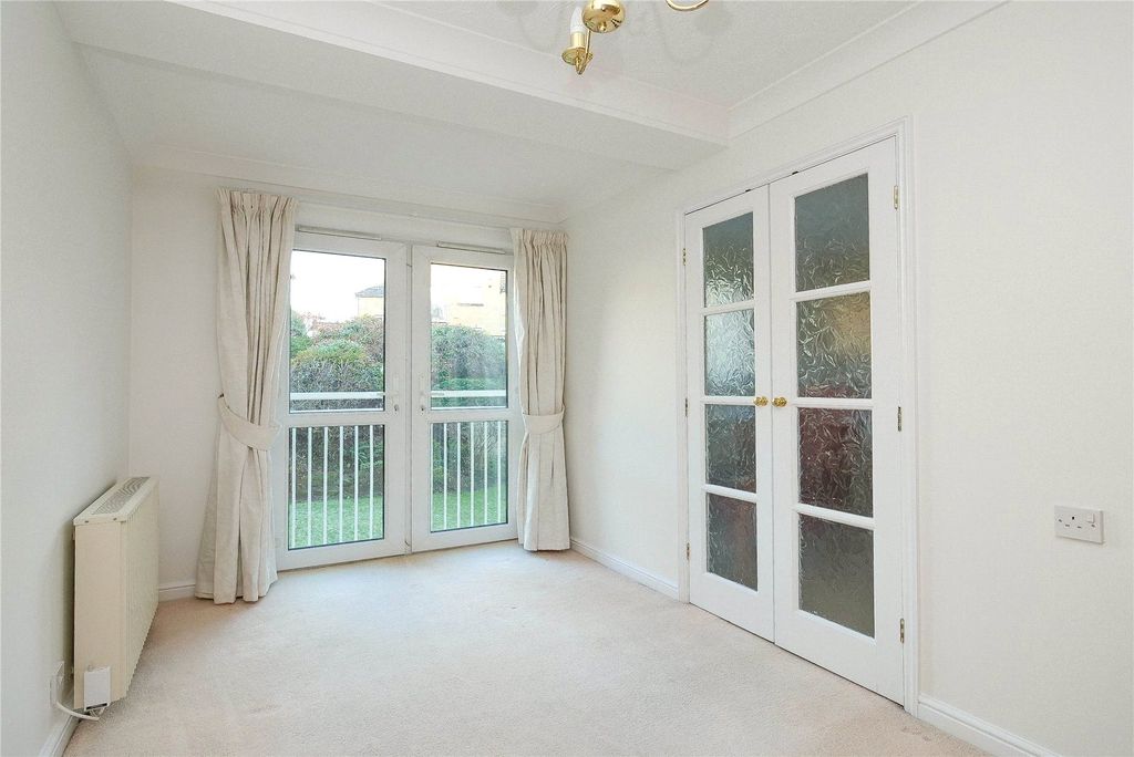 Property photo 3 of 12 Picture No. 09