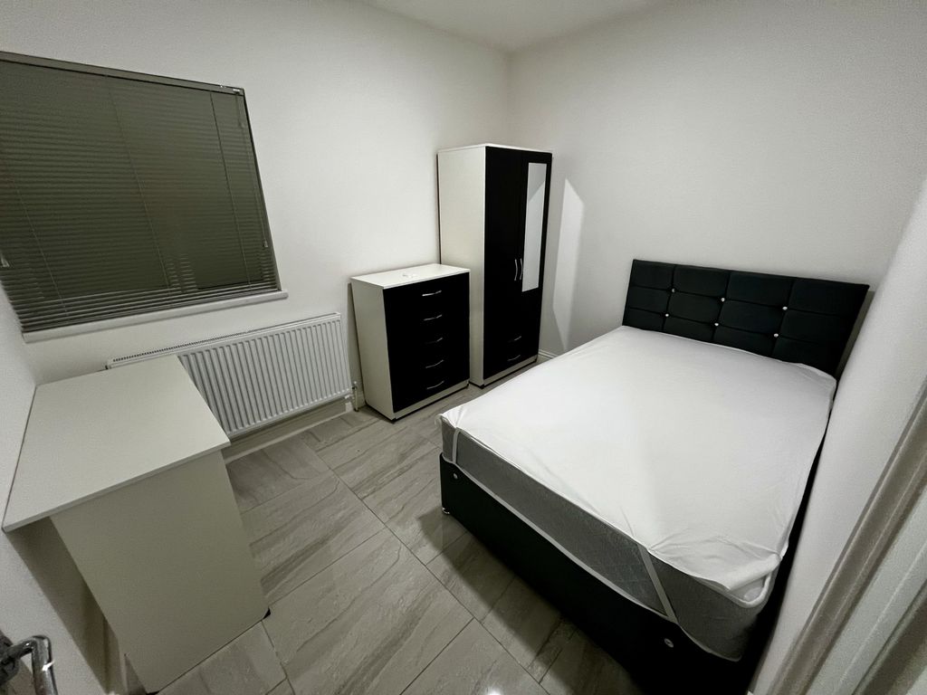 Property photo 2 of 4 Gallery