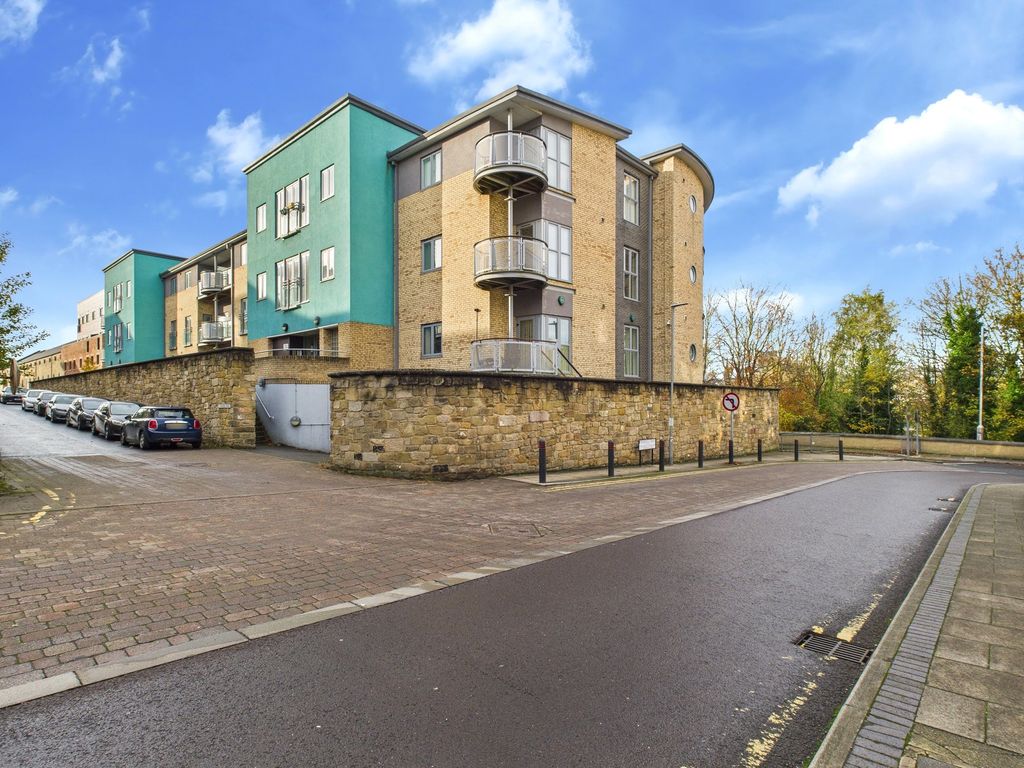 Property photo 1 of 11 External