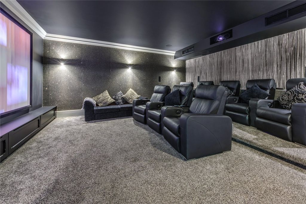 Property photo 2 of 36 Picture No. 61