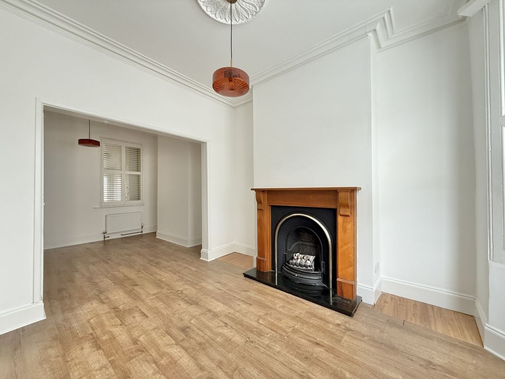 Property photo 3 of 19 Photo 3