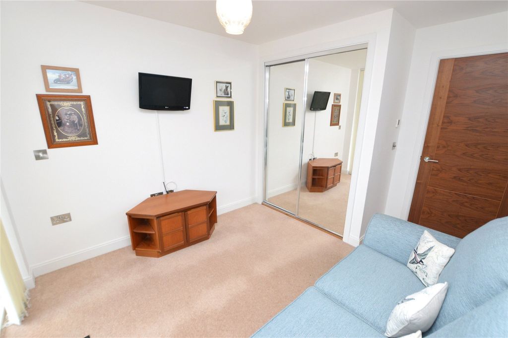 Additional image 13 of 2 bed flat for saleSea Road, Carlyon Bay, St. Austell, Cornwall PL25