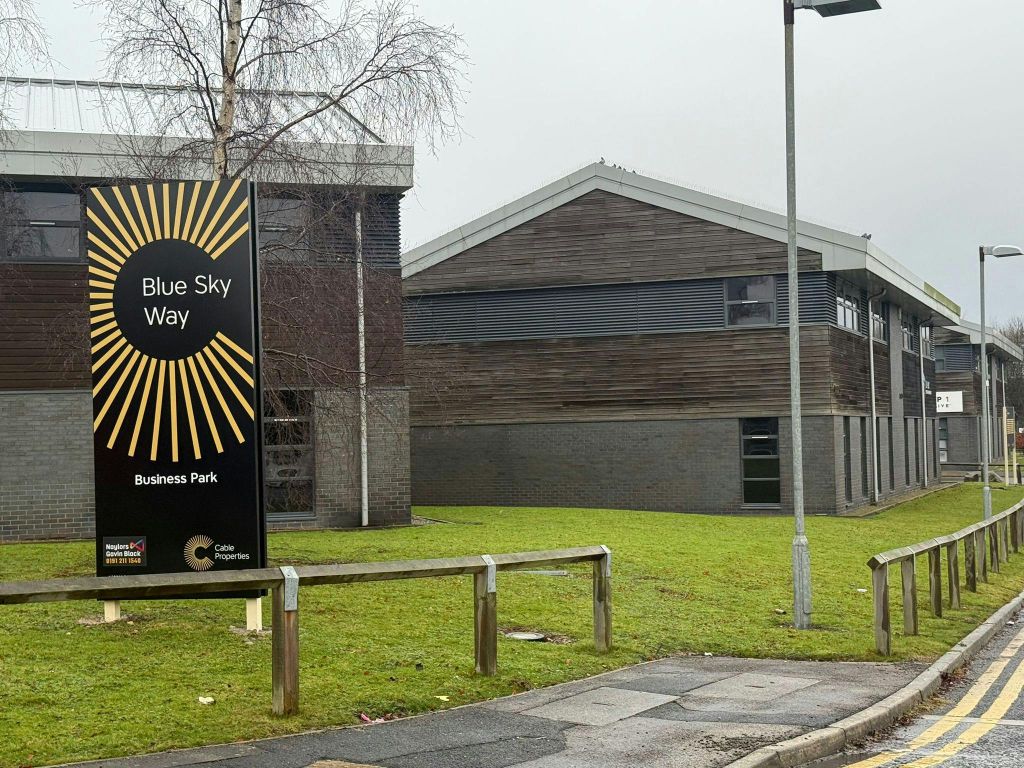 Property photo 2 of 15 480A8Bdf-0Dd9-4053-Ba9B-B544569453c0.Jpg