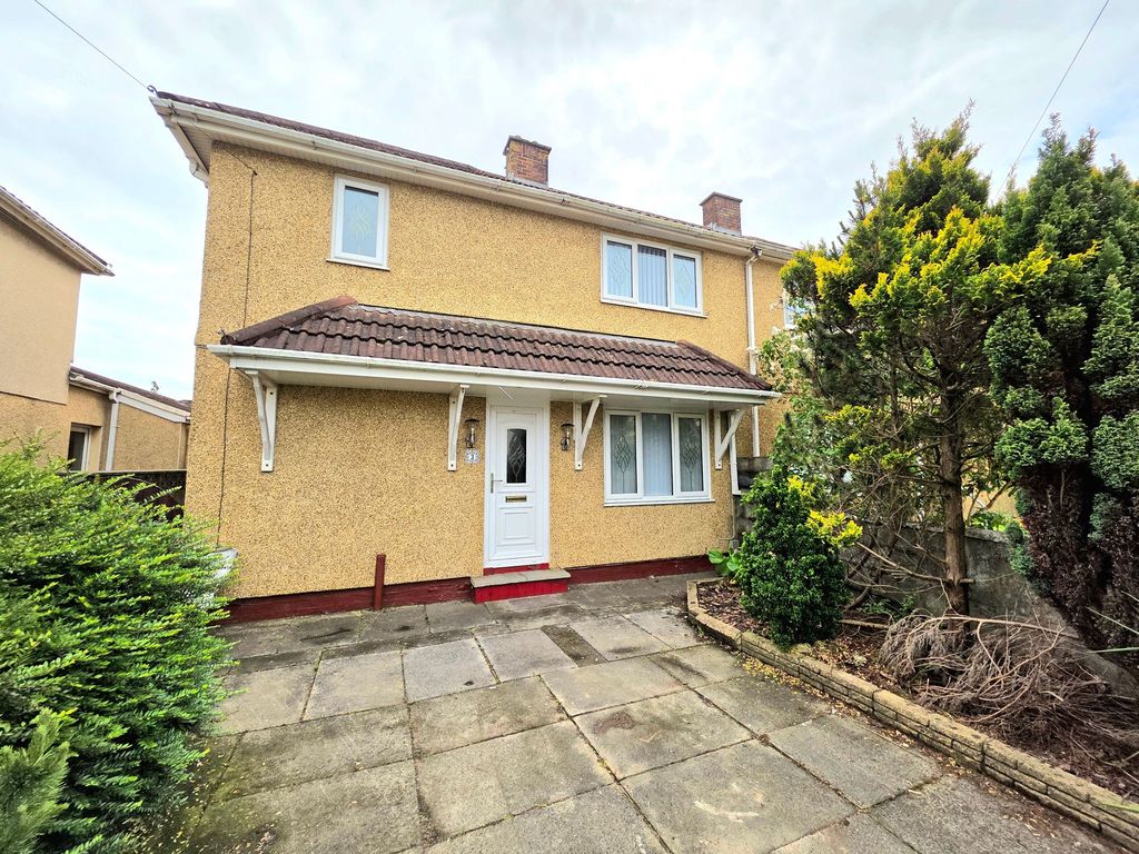 Property photo 1 of 25