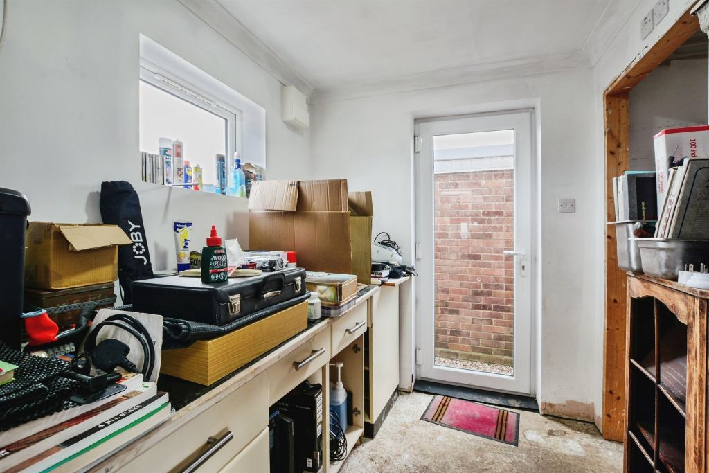 Property photo 2 of 18