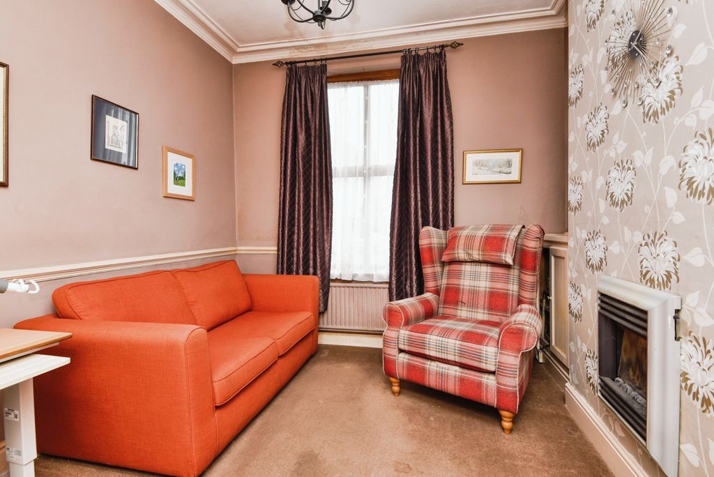 Property photo 2 of 13 Photography