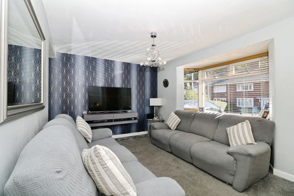 Property photo 3 of 16 Photo