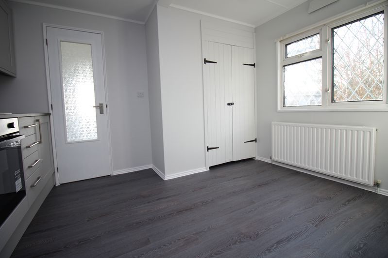 Property photo 3 of 13 Photo 8