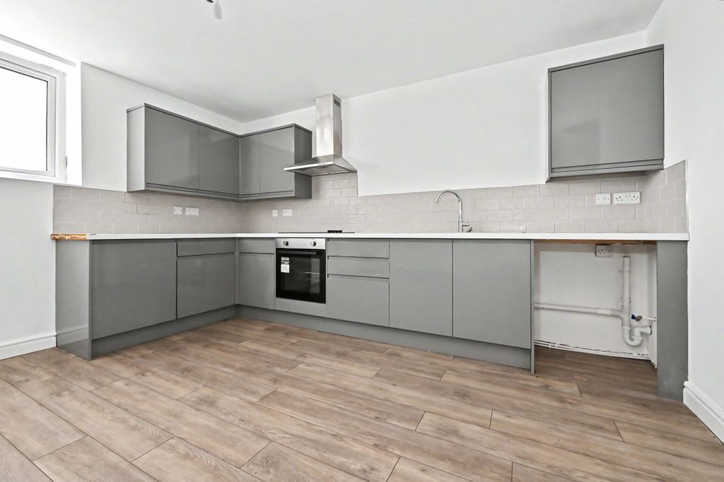 Property photo 3 of 10 Rhm_8606 - Copy