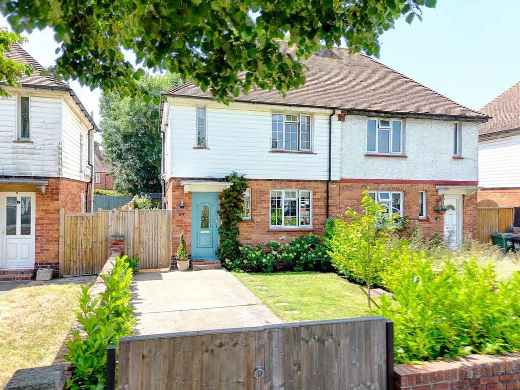 Property photo 1 of 37