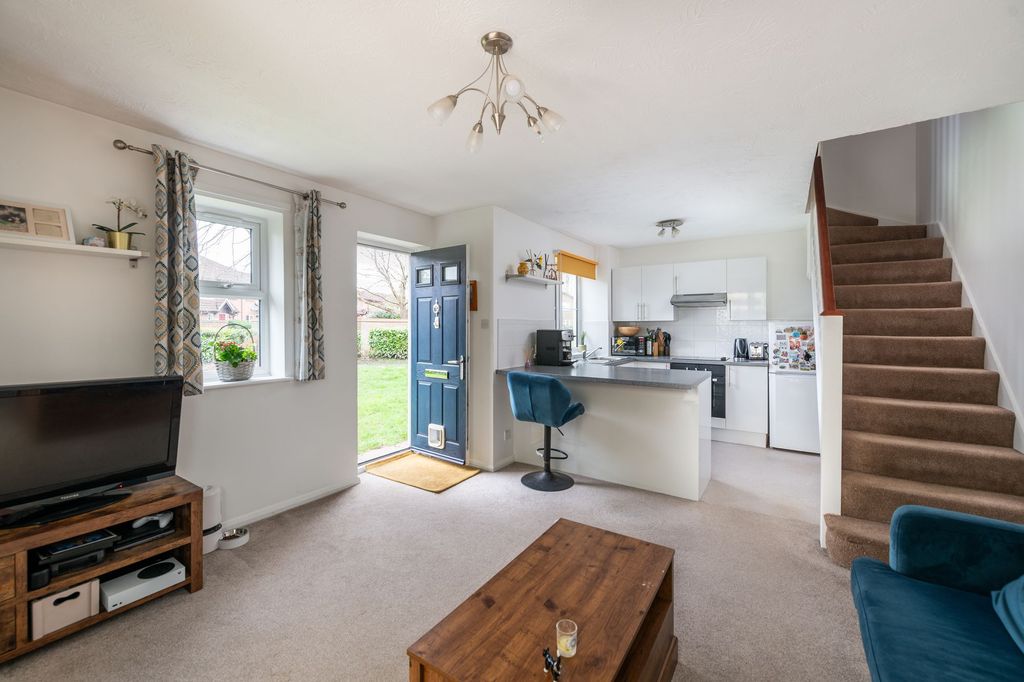 Property photo 3 of 13