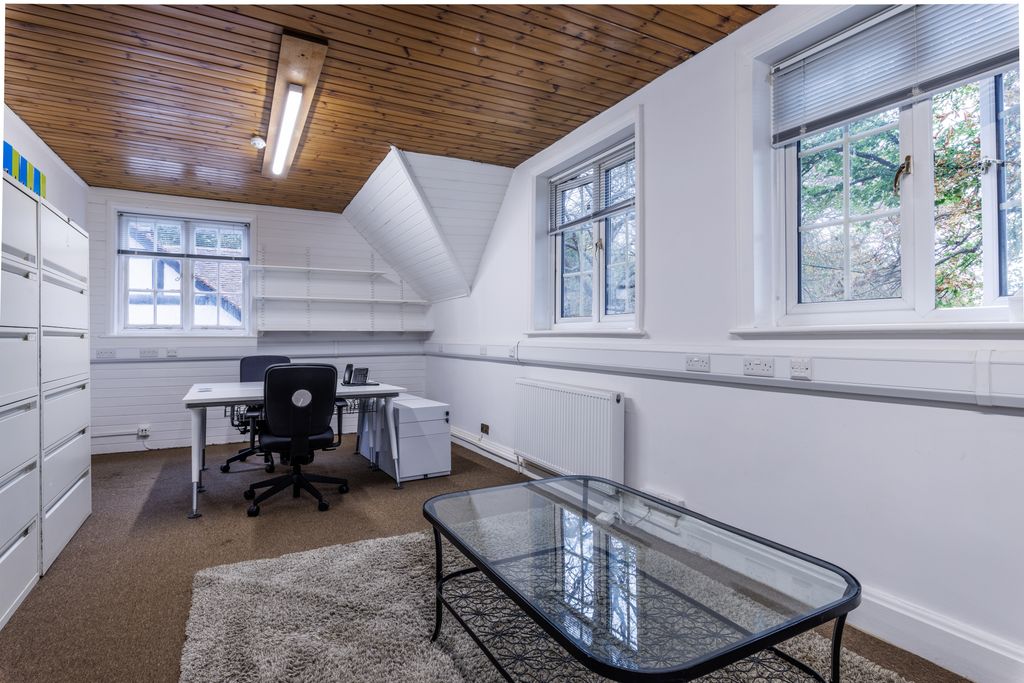 Property photo 3 of 3