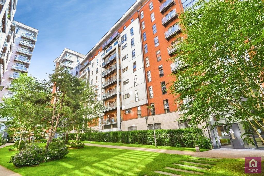 Property photo 1 of 8 Pbox-Img.Jpg