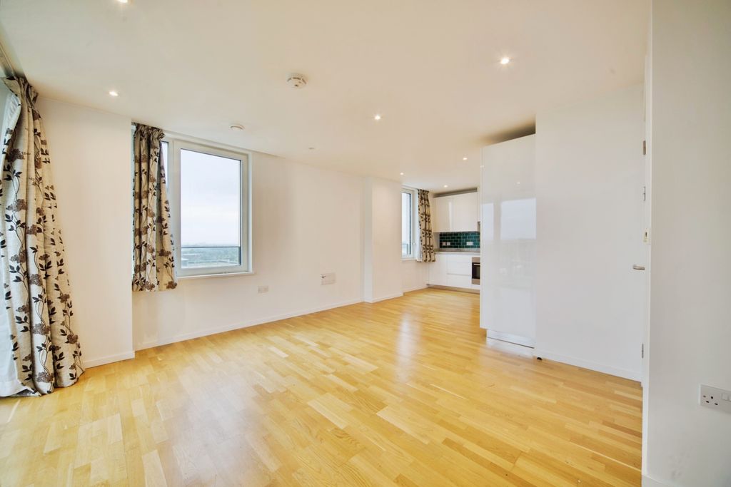 Property photo 1 of 18 Dsc_8089