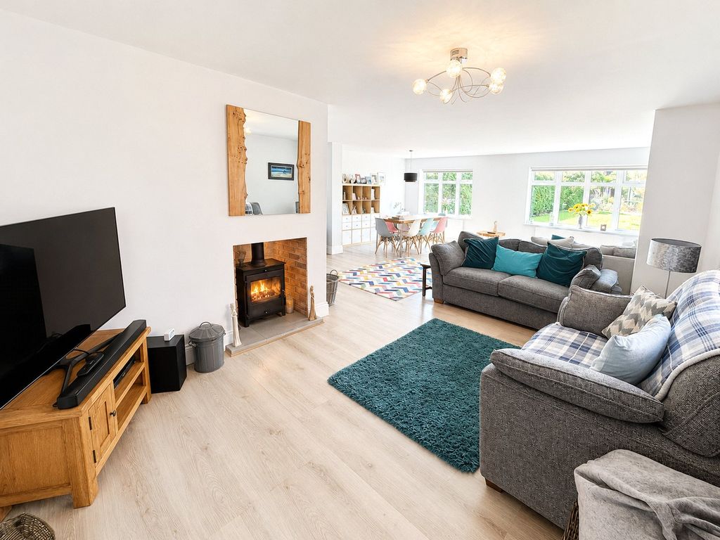 Property photo 2 of 18 Picture No. 04