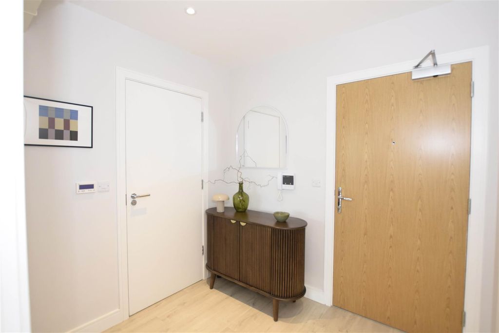 Property photo 3 of 15 Entrance.Jpg