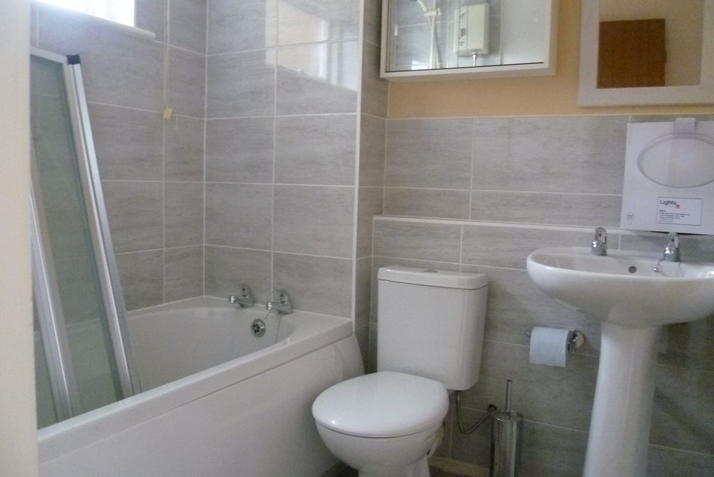 Property photo 3 of 6 Picture 3