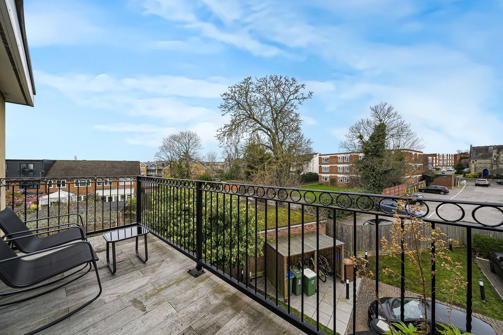 Property photo 3 of 15 Balcony