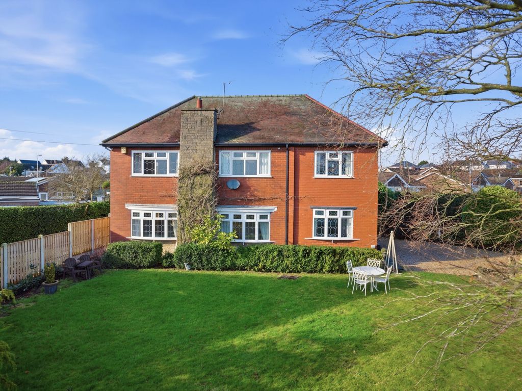 Property photo 1 of 24