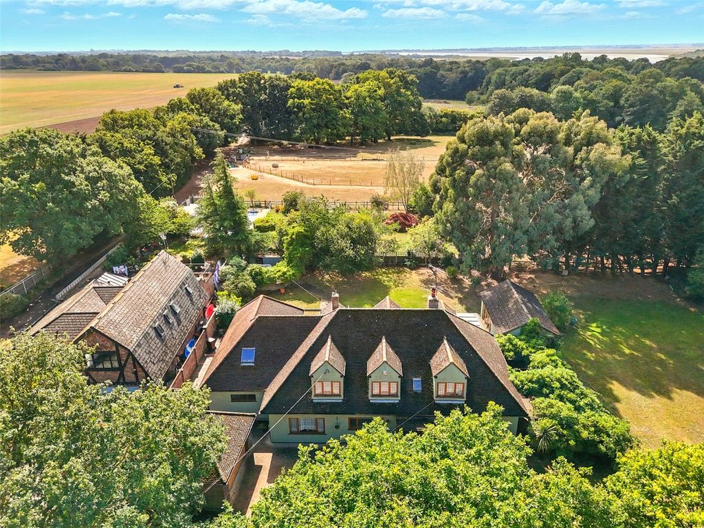 Property photo 3 of 34 Picture No. 13