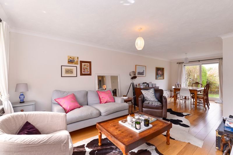 Property photo 3 of 12 Photo 9