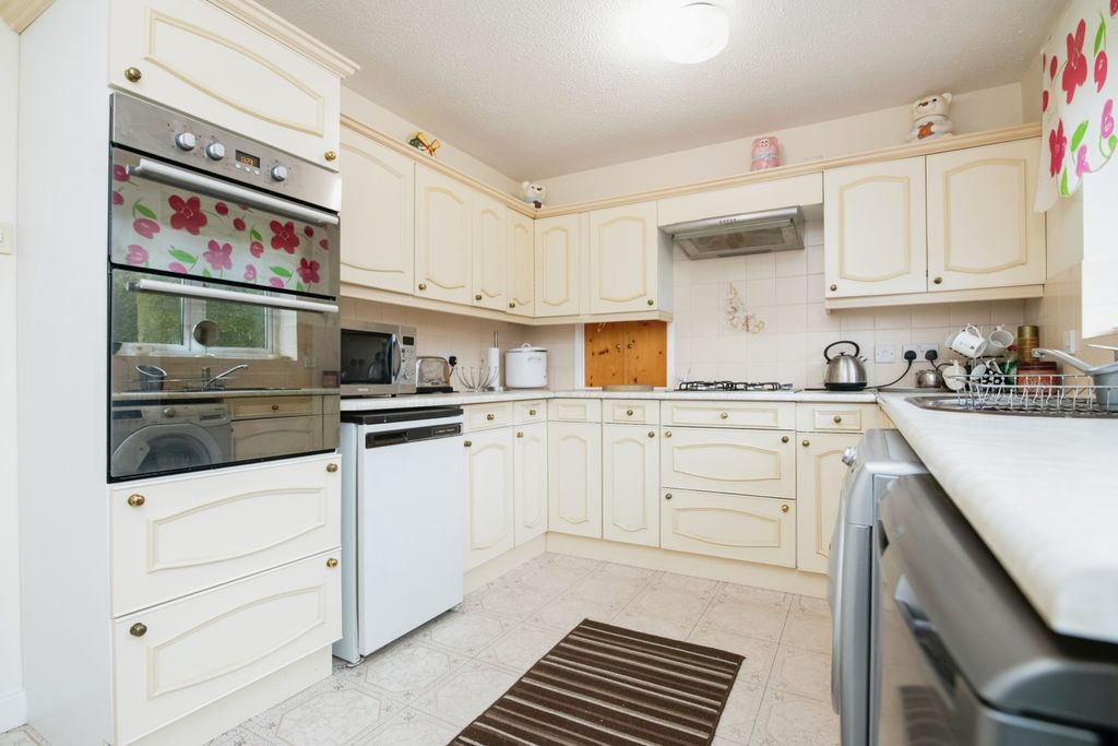Property photo 2 of 17 Photography
