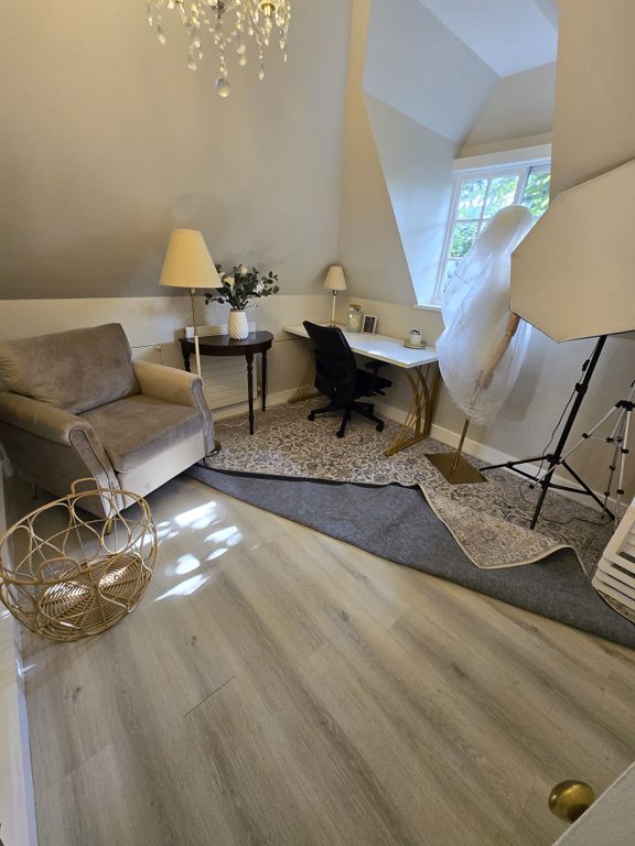 Property photo 2 of 5