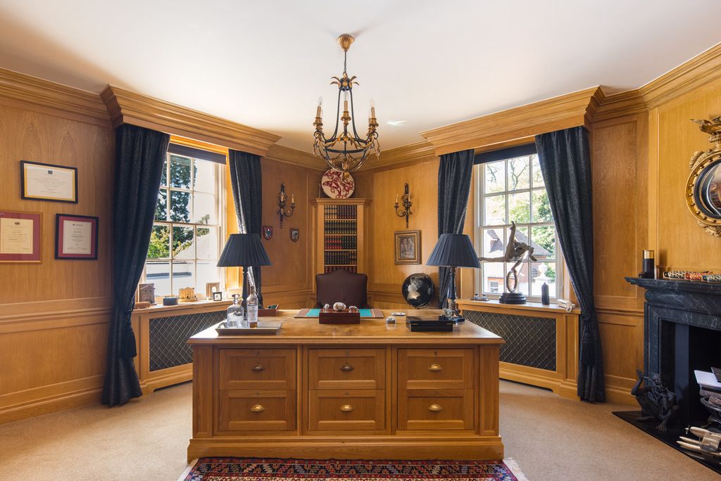 Property photo 2 of 50
