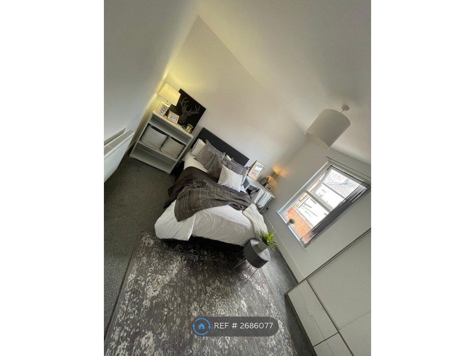 Property photo 1 of 35