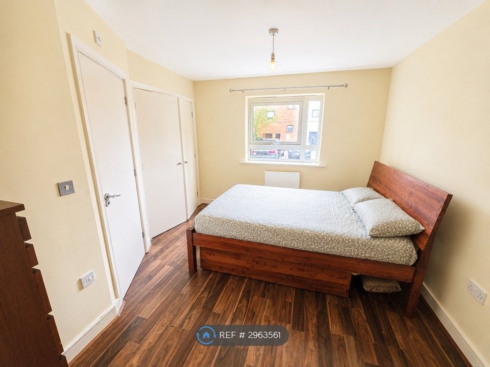 Property photo 3 of 8