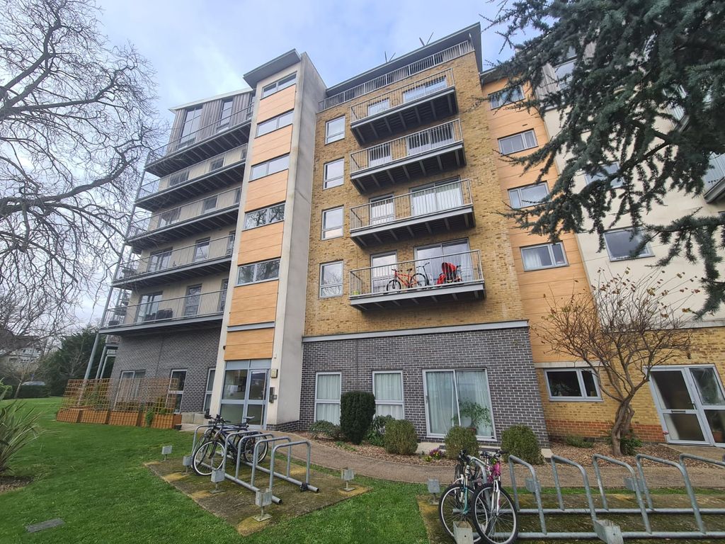 Property photo 1 of 1