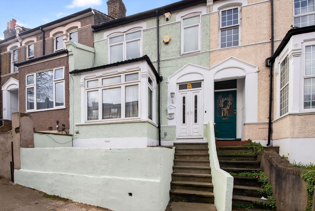 Property photo 2 of 22