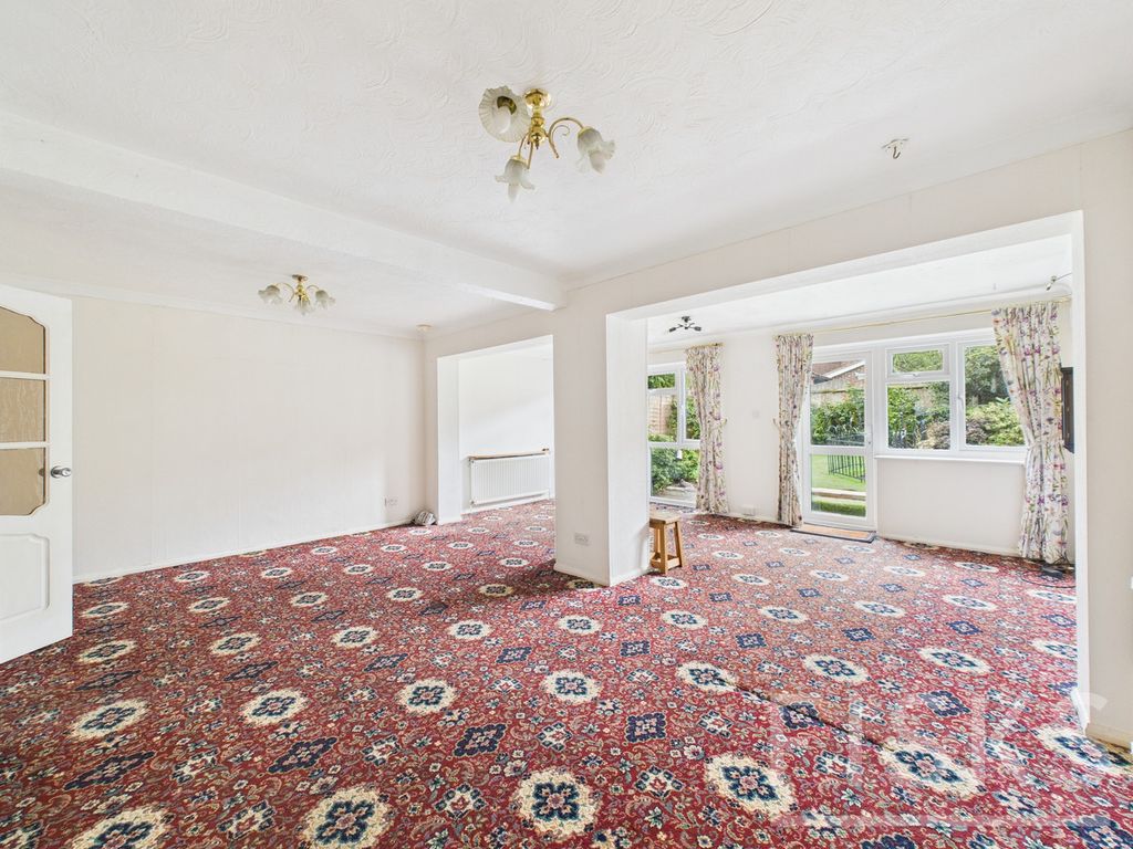 Property photo 3 of 18
