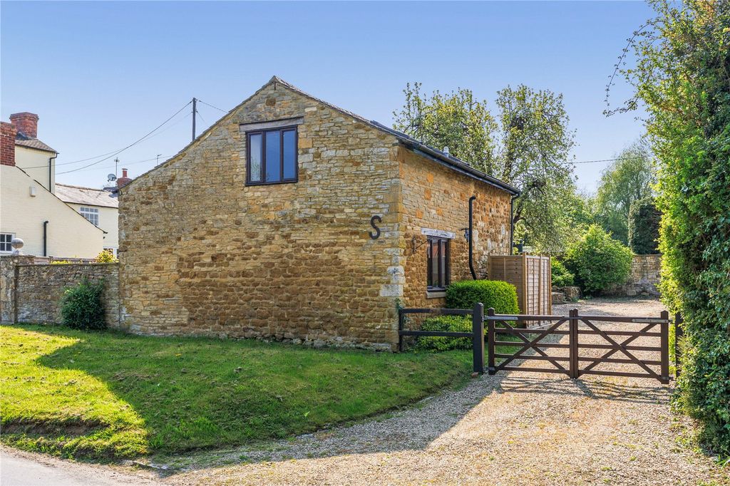 Property photo 2 of 10 Drive