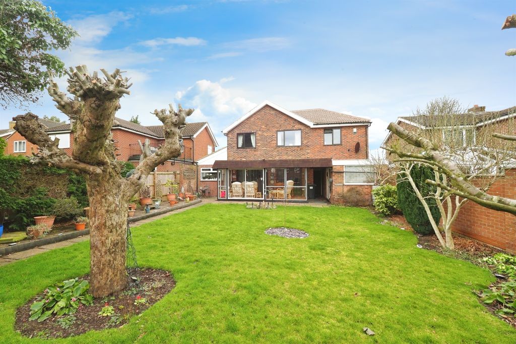 Property photo 2 of 17