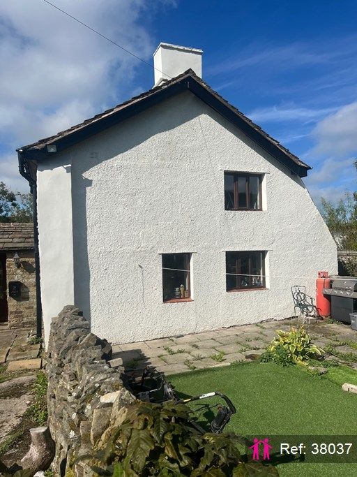Property photo 2 of 24