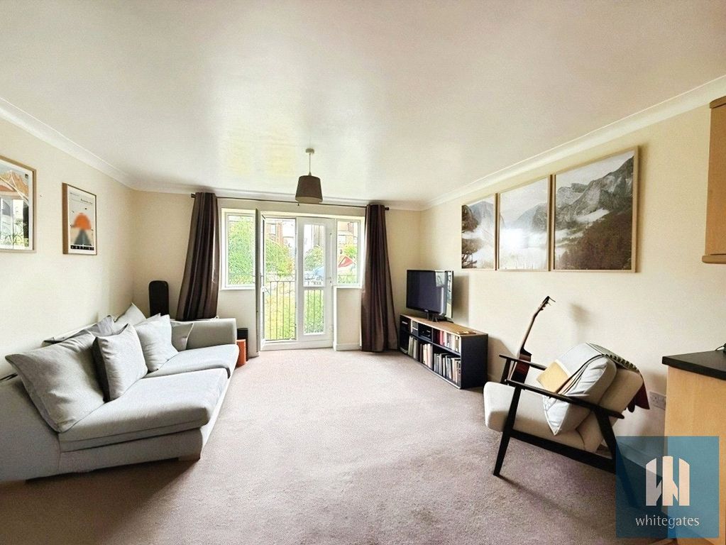 Property photo 2 of 12 Picture No. 25