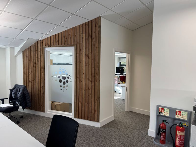 Property photo 3 of 9 Photo 5