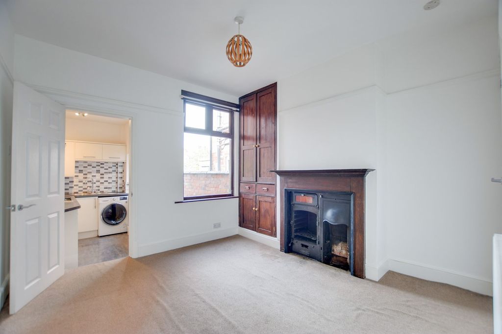 Property photo 3 of 15