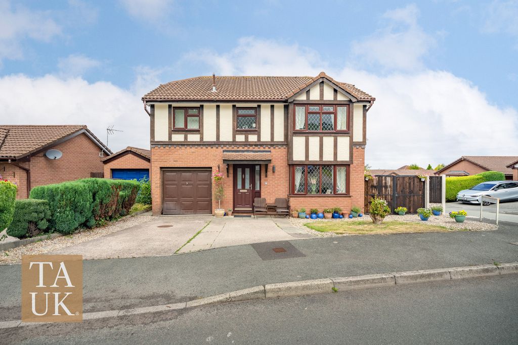 Property photo 1 of 18